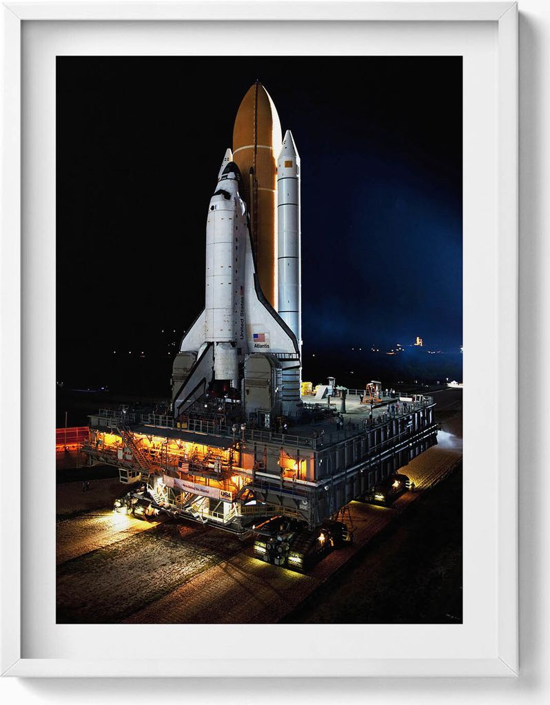 NASA-Weltraumrakete– Wandbild mit Rahmen – Gerahmtes Bild – Wanddekoration – 60x80 cm – Weiß Rahmen