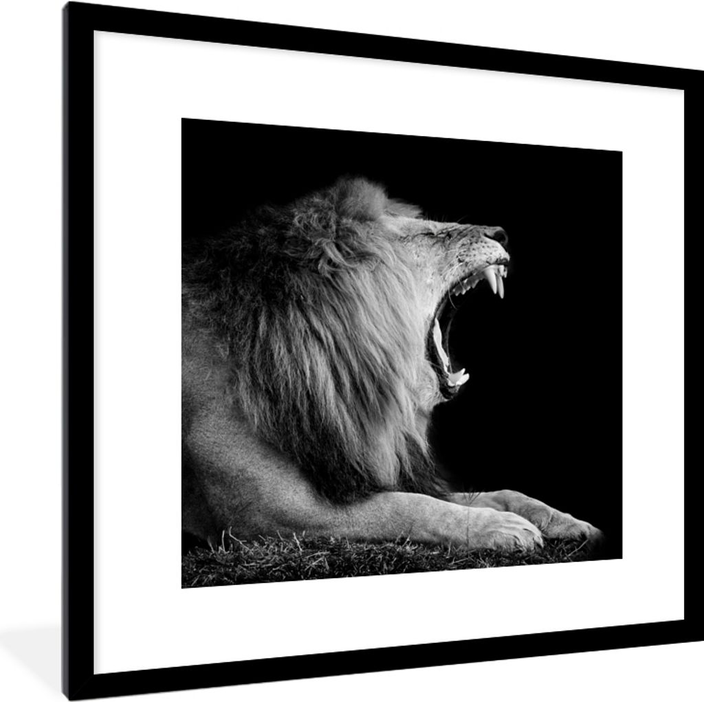 MuchoWow® Gerahmtes Poster Löwe - Wildtiere - Gras - Produktbild 