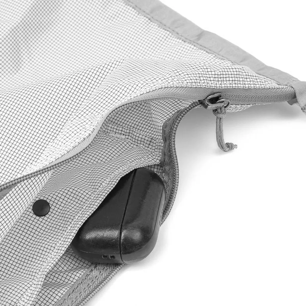 Ne manquez plus de place avec le Packable Tote 12L Peak Design Raw robuste - 5