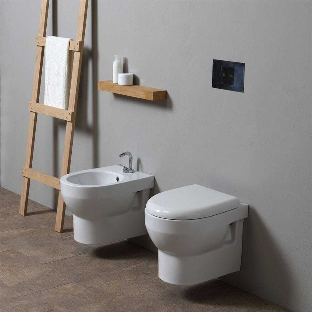 Hängende Sanitäreinrichtungen WC und Bidet aus hochwertiger Keramik | Tuckett
