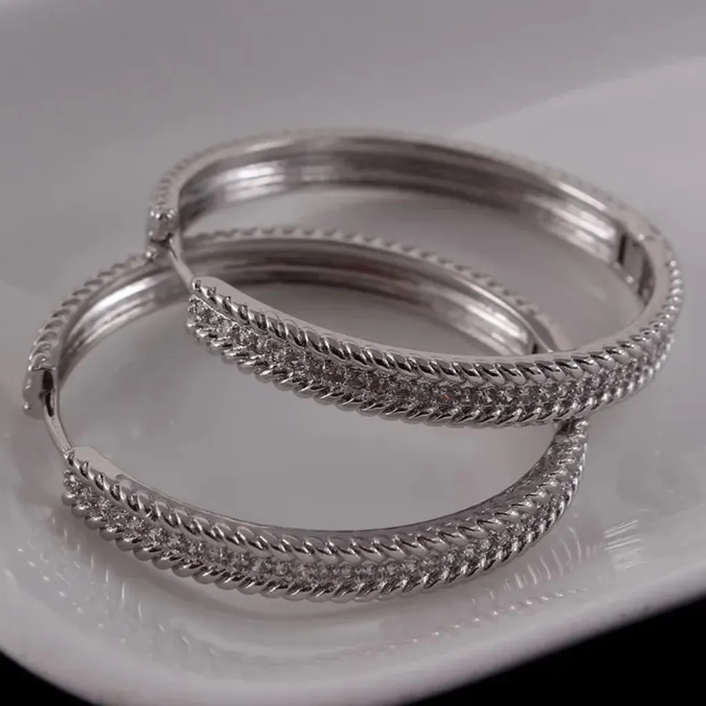Orecchini Belita KP28394: Eccellenza in Argento 925 e Zirconi Cubici
