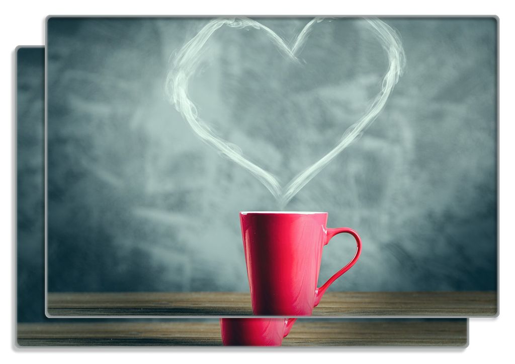 Wallario Frühstücksbrettchen 2er Set aus Glas, je 20 x 30 cm, mit rutschfesten Füßen, Motiv Tasse mit Kaffee - herzförmiger Dampf