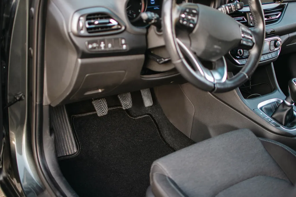 Tappetini Golf 7 Velluto Nero Set Completo 4 Pezzi - Agganci Inclusi - 8