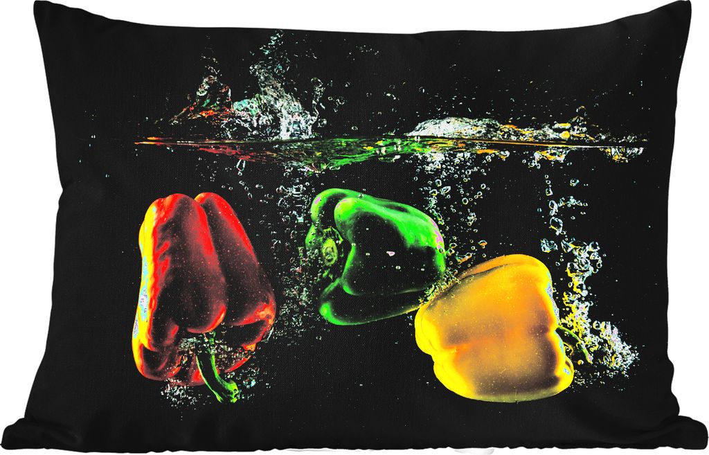 MuchoWow Outdoor Kissen - Paprika - Gemüse - Wasser - Schwarz - Rot - Grün - Gelb - 50x30 cm - Wetterfest - Lounge Kissen - Sofa kissen - Wohnz...