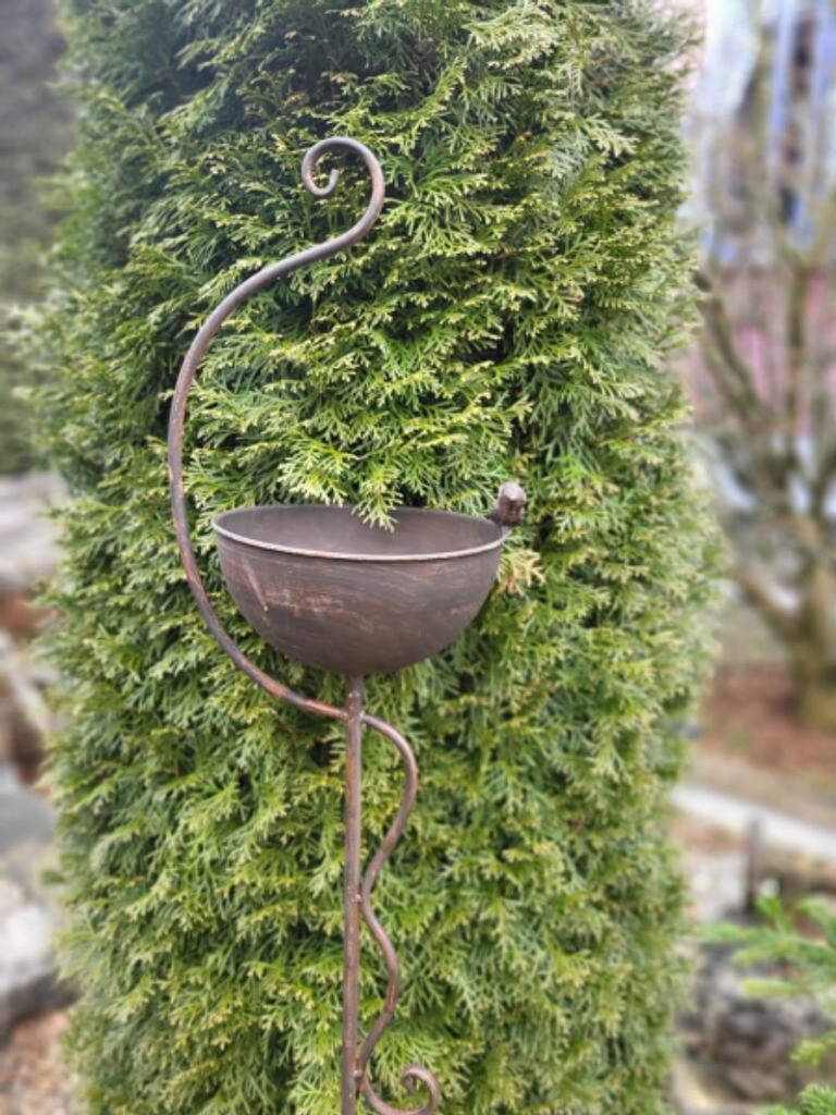 Gartenstecker Schale mit Ranke, dunkelbraun Produktbild 