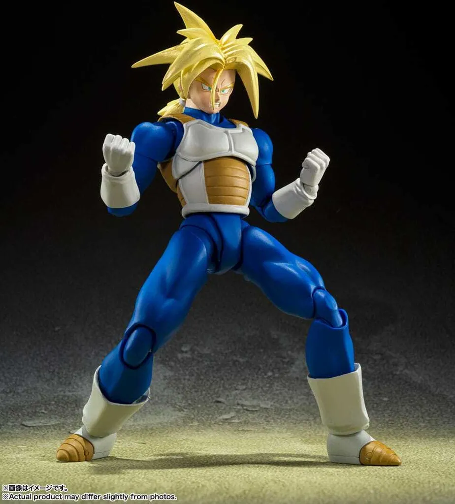 Figurine Trunks DBZ Articulée : Réalisme et Postures de Combat 14cm - 3