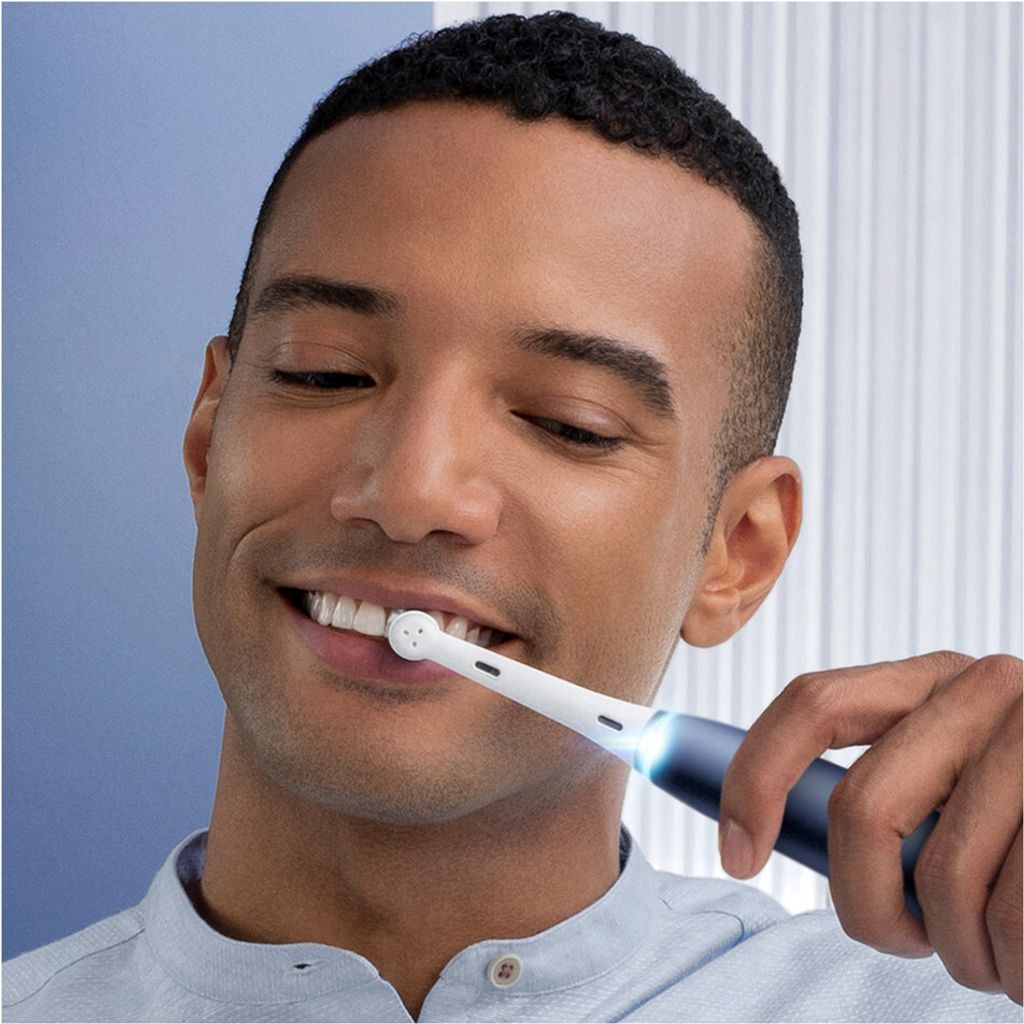 Braun iO7 Electric Toothbrush Sapphire Blue Produktbild 16