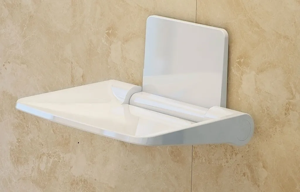 Siège de douche suspendu pour senior - Fauteuil pliant gain de place 45cm