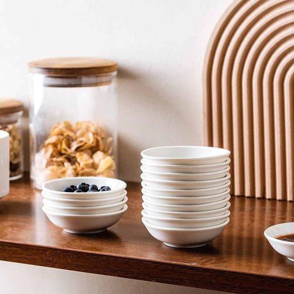 Sushi-Service-Set mit Borden und Schalen