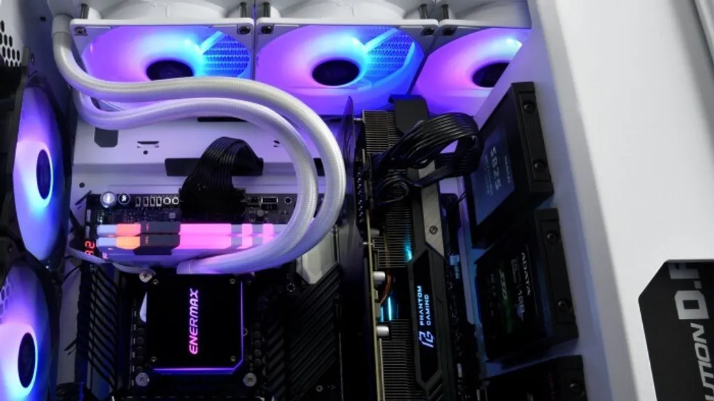 Kit Watercooling AIO Enermax Liqmax III 360 ARGB Blanc pour PC Gaming - 11