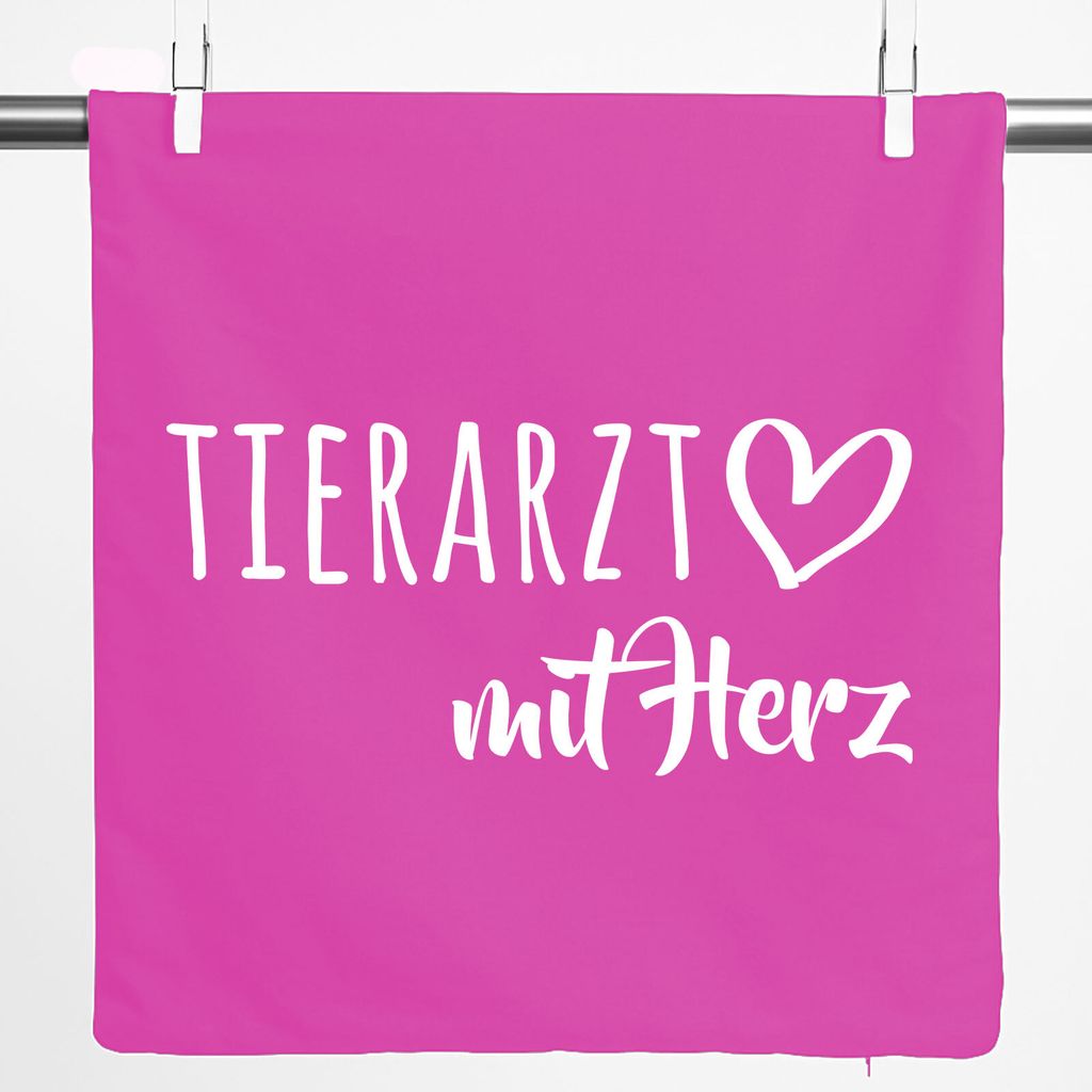 Huuraa Kissenbezug Tierarzt mit Herz 40x40cm Fuchsia Baumwolle Dekokissenbezug Geschenkidee