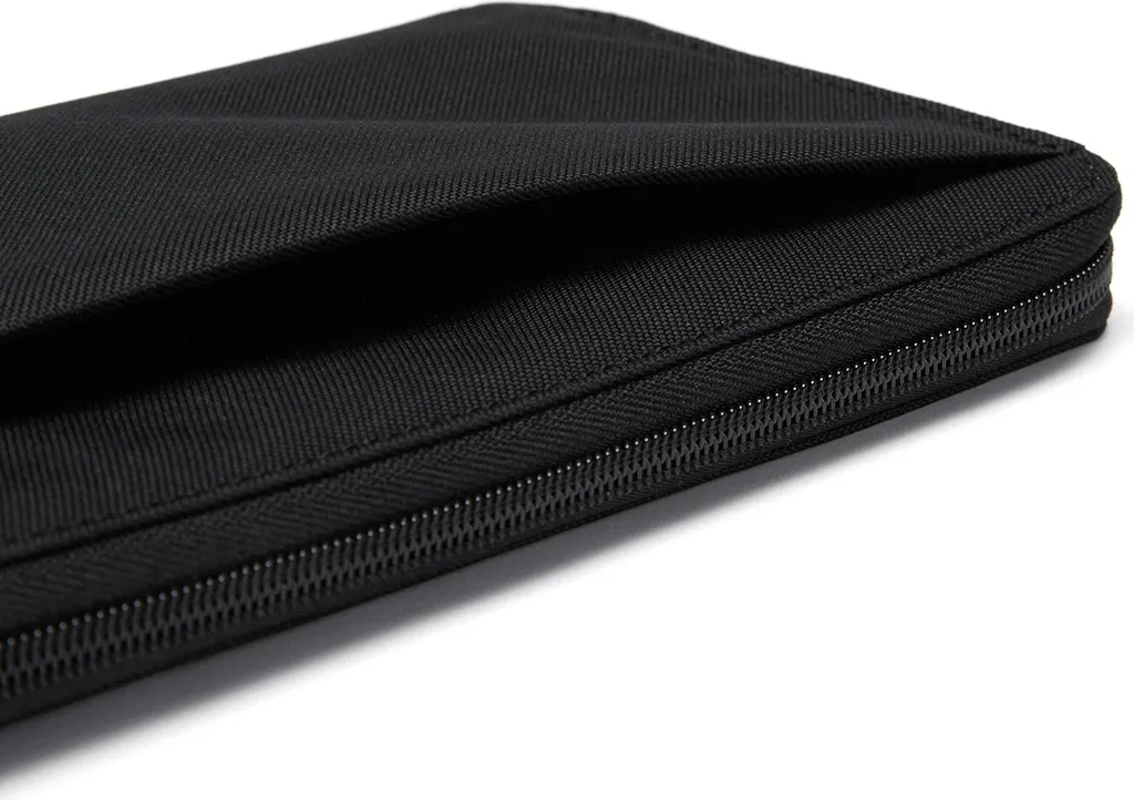 Portafoglio Viaggio Pacsafe RFIDsafe Jet Black - Organizzatore Passaporto - 13