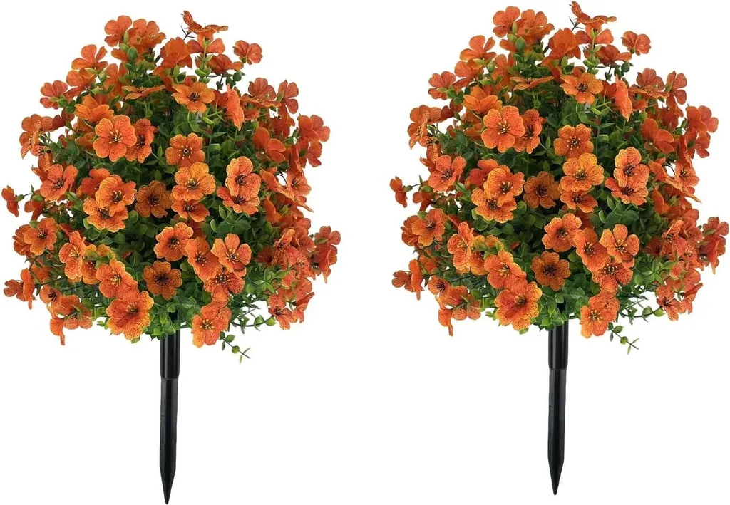 Bouquets de fleurs artificielles orange : fini l'entretien au jardin !