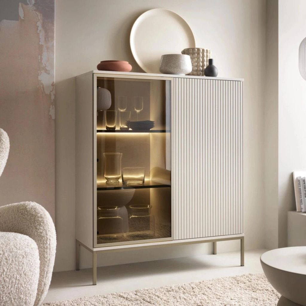 Vitrine Lagos 2D 126 cm 2-türig in Farbton Cashmere mit LED Produktbild 