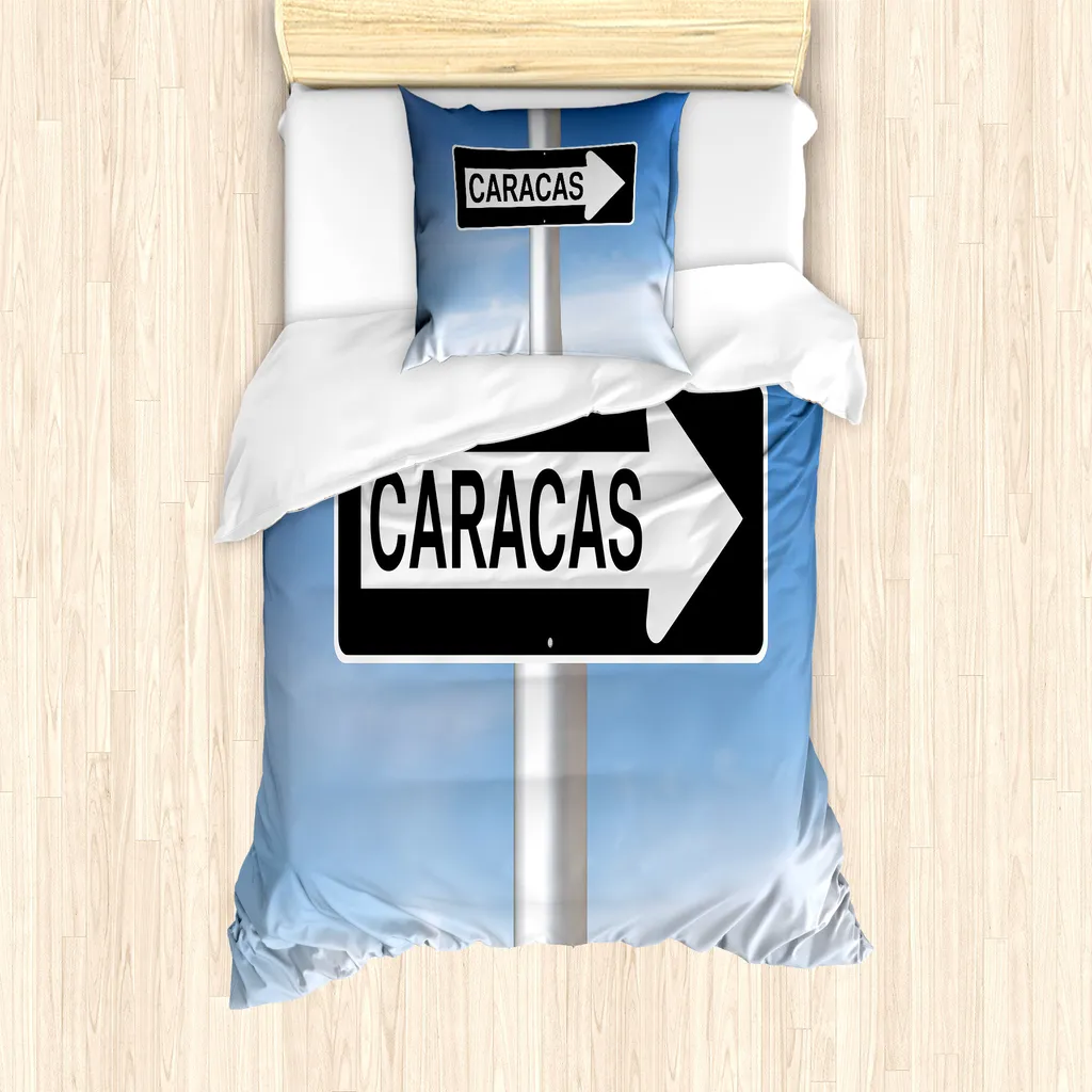 ABAKUHAUS Venezuela Set copripiumino per letti singoli, targhetta con scritta Caracas, antiacaro, adatto a chi soffre di allergie, con federa, 135 cm x 200 cm - 80 x 80 cm, blu cielo grigio