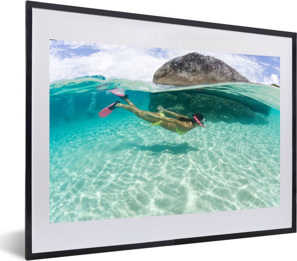 MuchoWow MuchoWow Gerahmtes Poster Meer - Tauchen - Türkis 60x40 cm - Poster mit zchwarzem Bilderrahmen - Schlafzimmer - Plakat in Rahmen - Dr...