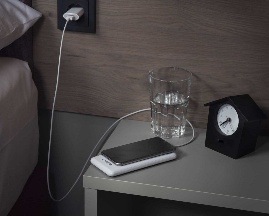 VARTA Zusatzakku "Wireless Power Bank" 10.000 mAh weiß Produktbild 10
