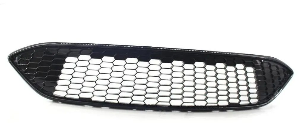 Kit carrosserie pare-chocs avant et grille Ford Focus 2015-2017 noir