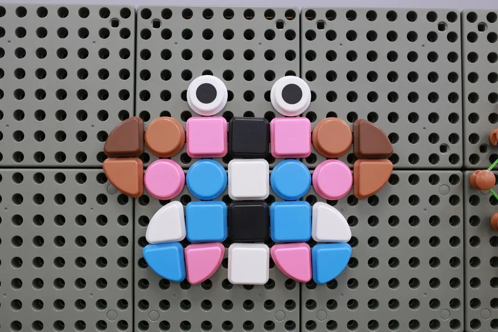 Chevilles Géométriques Masterkidz - Accessoires pour Tableau de STEM