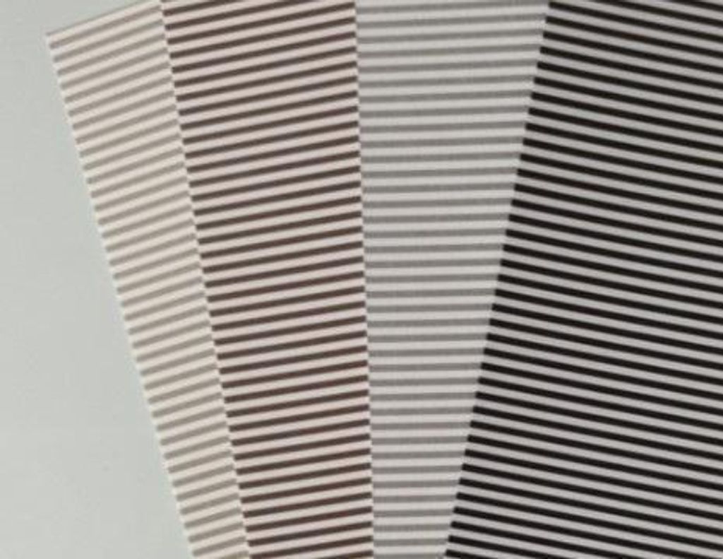 Karton obustronny paski 300g 24x34cm 4 ark MIX