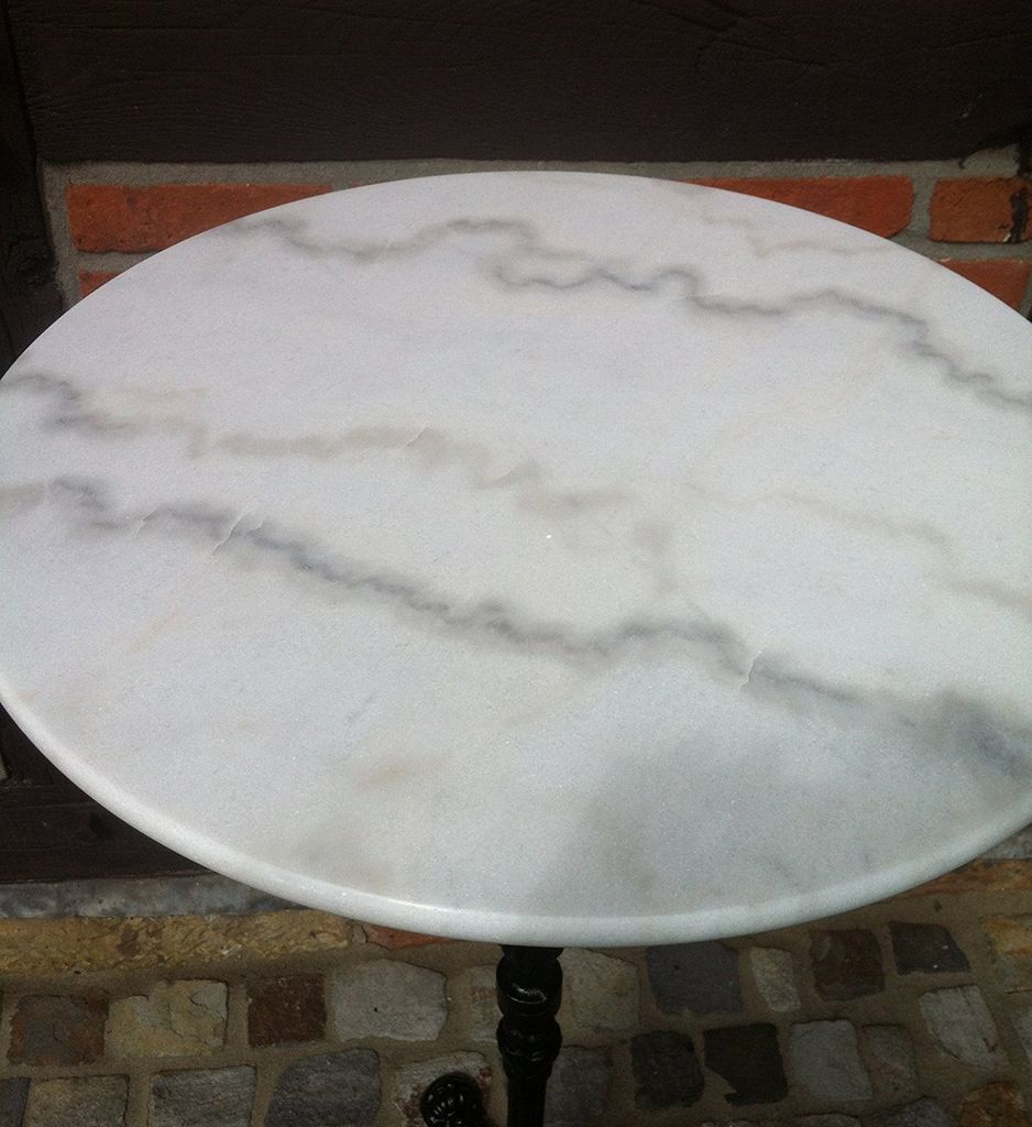Bistrotisch Marmor 60 cm Gartentisch gusseisener Fuss Gastro Marmortisch weiß 
