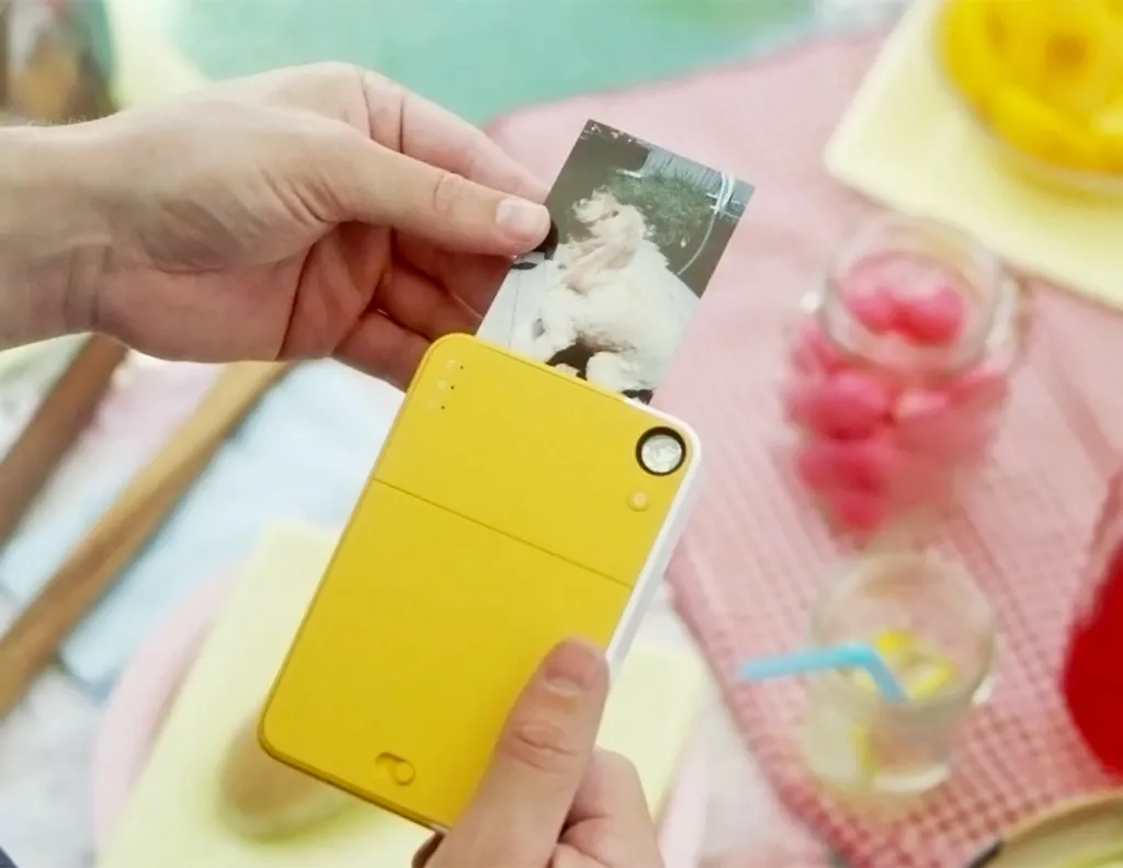 Kodak Printomatic: Fotocamera Istantanea 5MP Stampa ZINK Gialla - 9