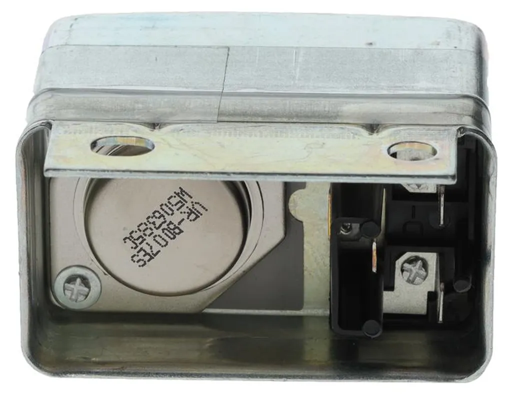 Régulateur Bosch F 026 T02 230 : Stop aux pannes de batterie VW T2
