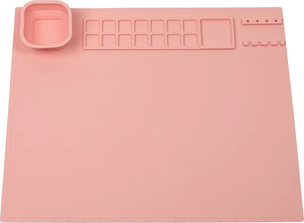 Tapis de création en silicone rose lavable avec godet intégré 400x500 mm