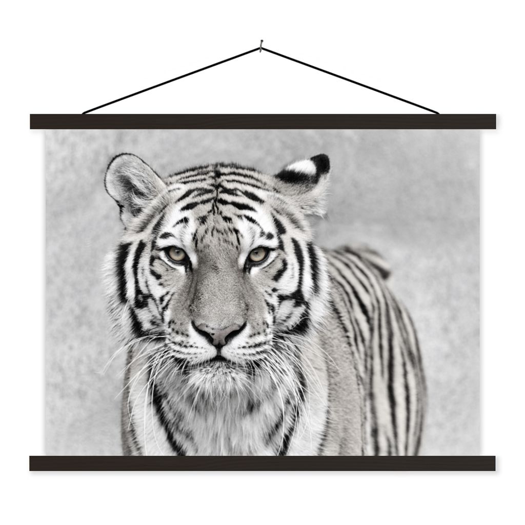 MuchoWow Textilposter Tiger - Natur - Schwarz - Weiß 150x113 cm mit schwarzem Rahmen - Wohnzimmer