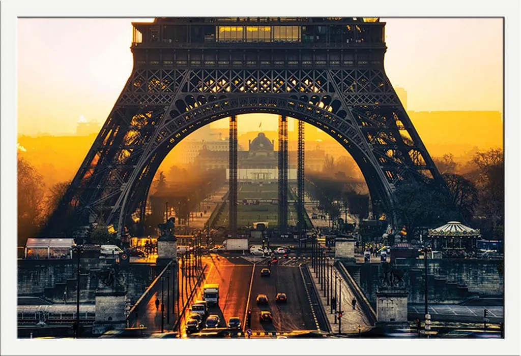 Alba a Parigi: Poster Torre Eiffel con Cornice Bianca Shinsuke® Maxi