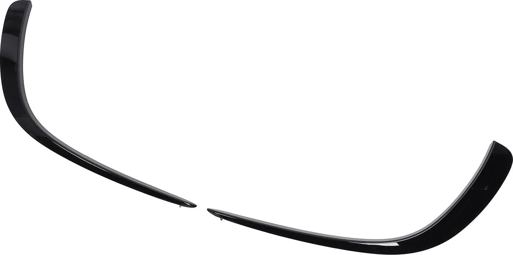 Baguette décorative supérieure AMG CLA 35 C118 calandre antibrouillard