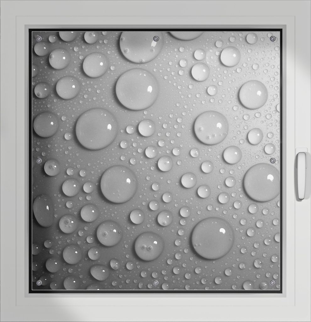 Wallario Lichtschutzbild, Dekorativer Sichtschutz Sonnenschutz 96 x 100 cm mit Motiv: Wassertropfen in schwarz weiß - Verdunklung ohne Bohren