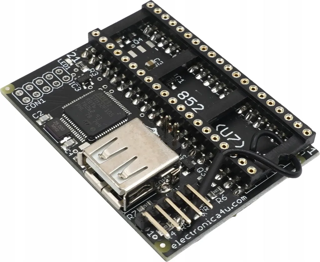 Réparer un Clavier Amiga 500 HS avec l'Adaptateur USB AMiKEY 500 Fiable