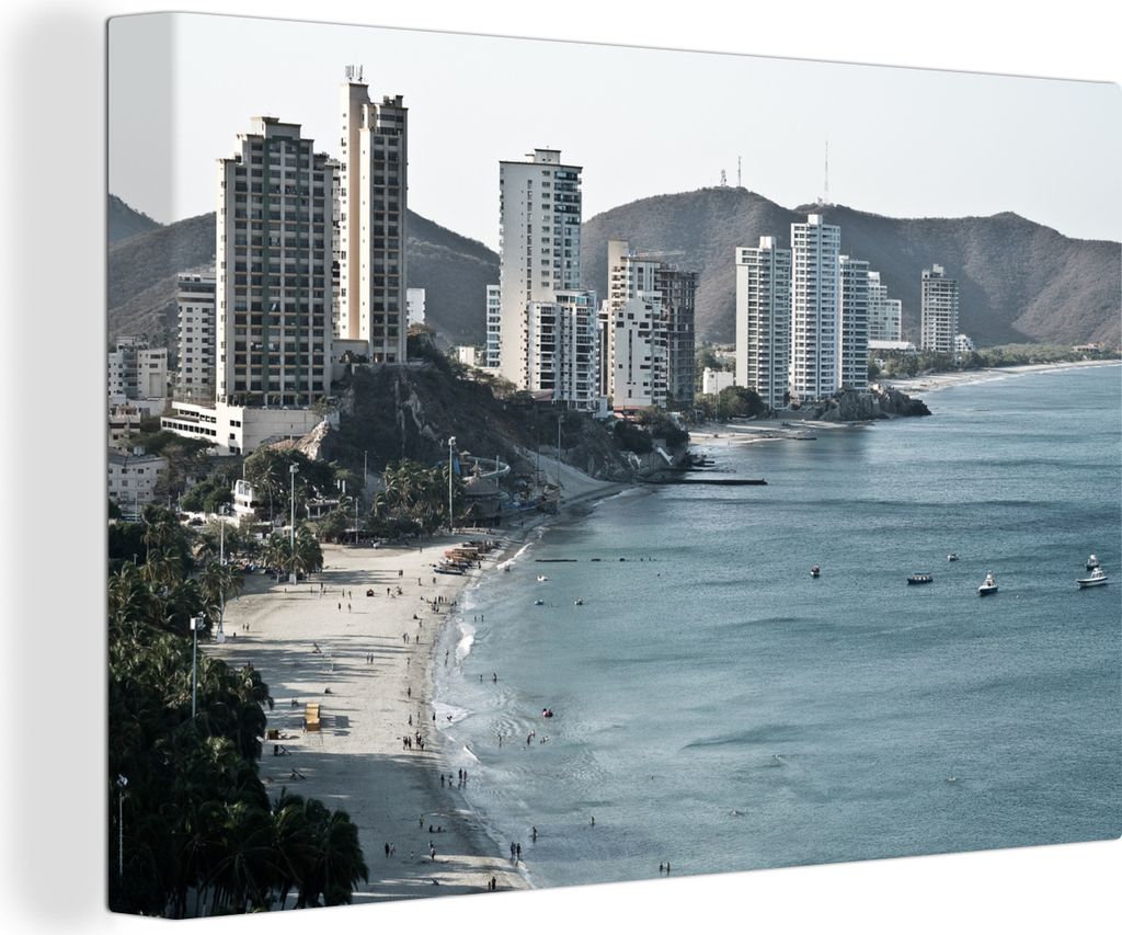 OneMillionCanvasses - Leinwandbilder - 140x90 cm, Der Strand Rodadero und die Skyline von Santa Marta, Wandbilder Kunstdruck Wanddekoration - Fot...