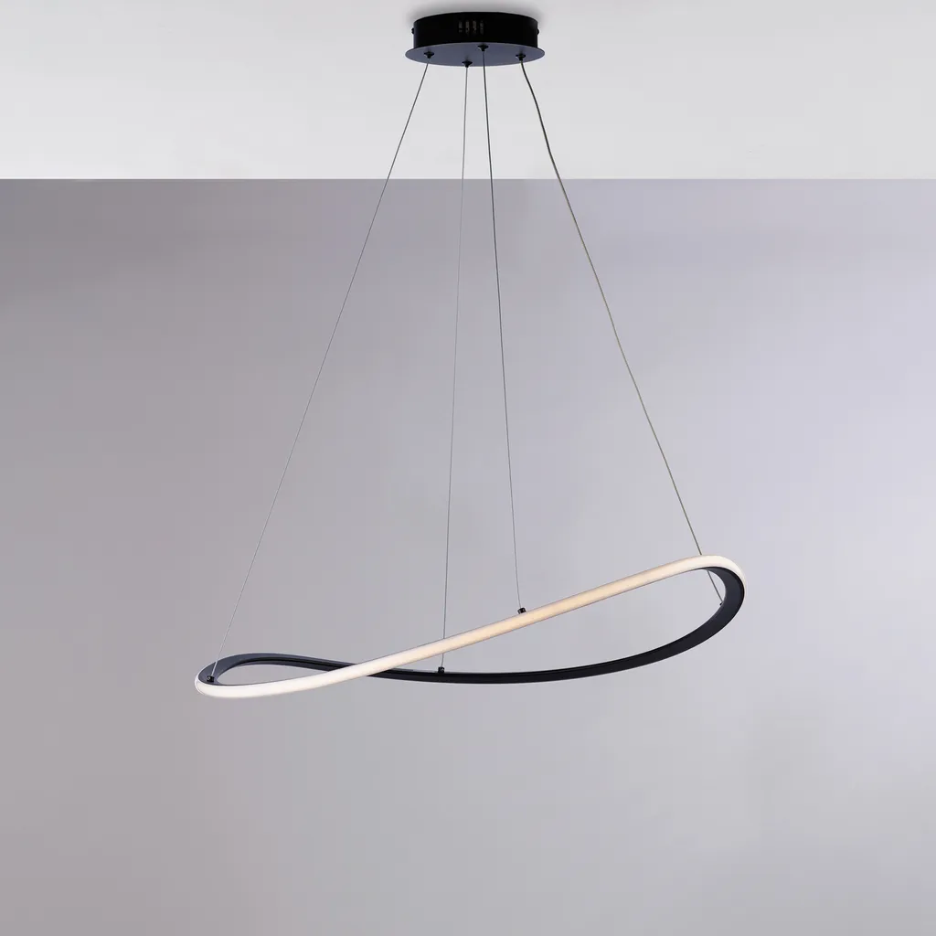 Suspension LED CCT 70 cm fini les éclairages fixes avec sa télécommande