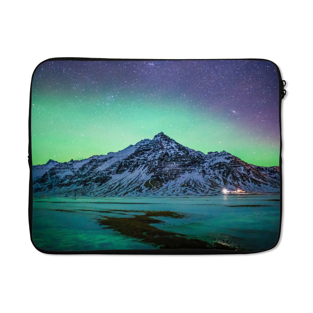MuchoWow Laptop Hülle 15 Zoll Berg - Nordlichter - Schweden - Schnee - Grün - Winter Laptoptasche - Laptoptasche - Sleeve - Rundum-Schutz
