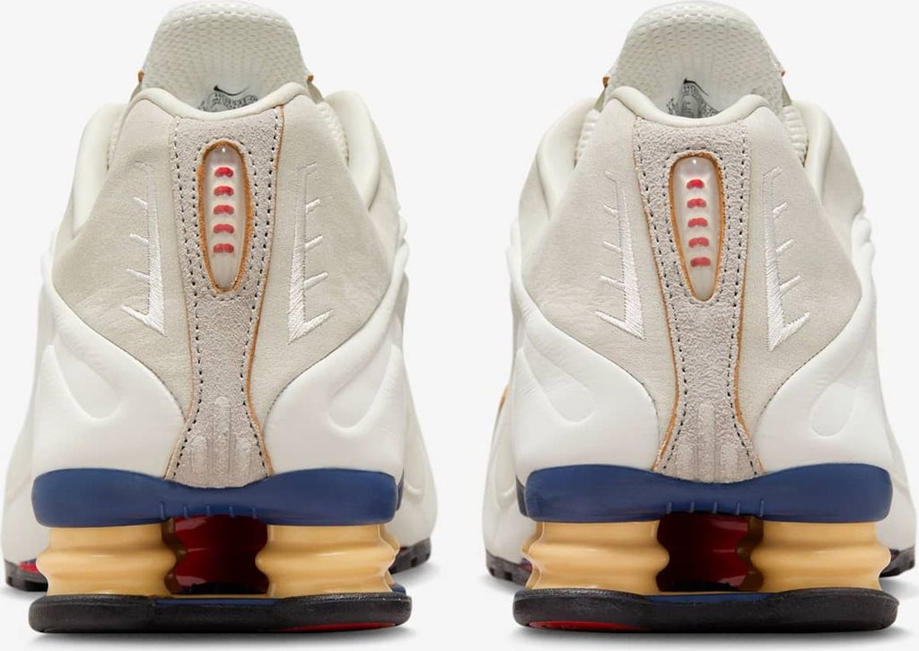 Nike Shox R4 Nike Shox R4