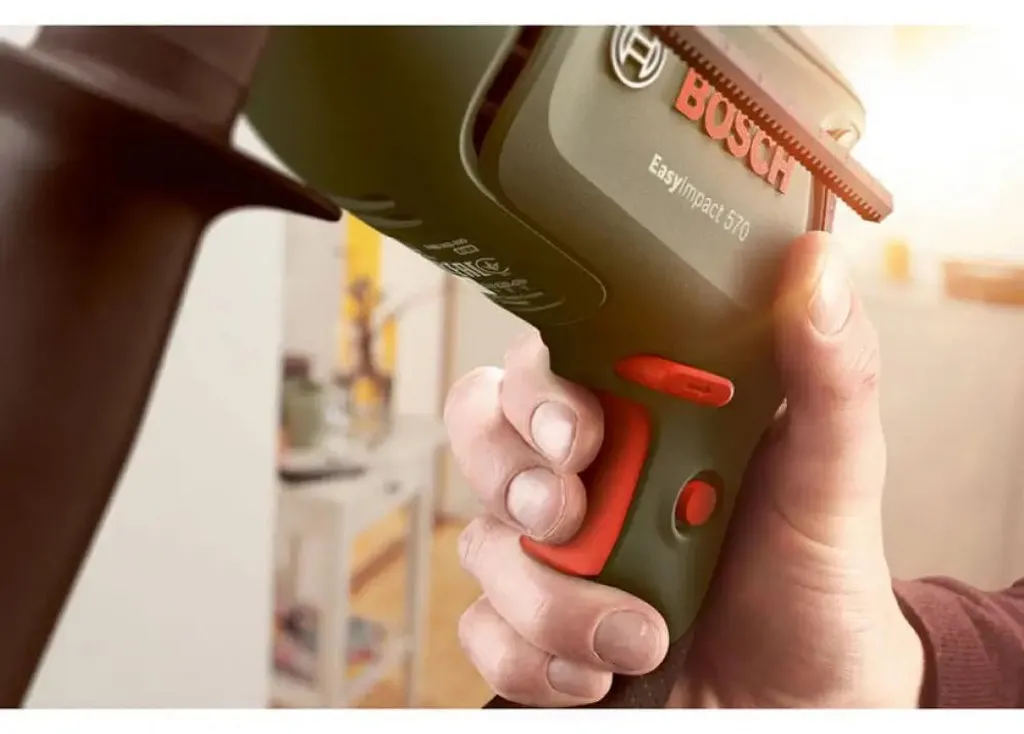 Perceuse Bosch EasyImpact 570 idéale pour percer le béton et le bois - 3