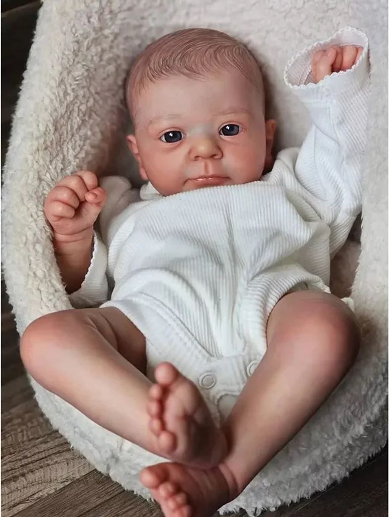 45 Cm Große Wiedergeborene Babypuppe Handdetaillierte Produktbild 