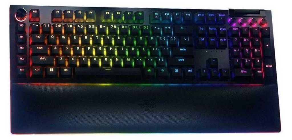 Razer BlackWidow V4 Pro DE-Layout, interruttore verde Immagine del prodotto 