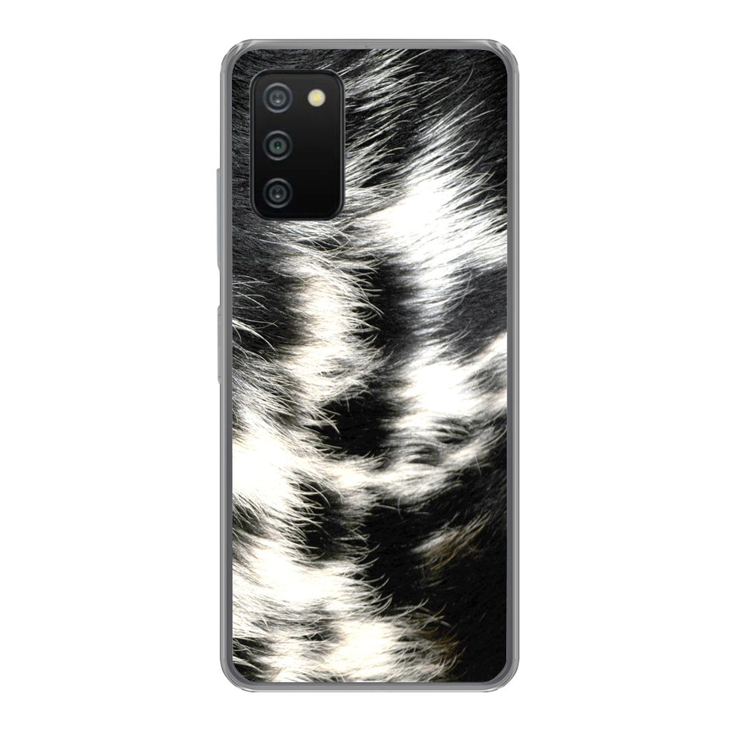 MuchoWow Handyhülle Schutzhülle Hülle für Samsung Galaxy A03s Die Kuhhaut einer Langhornkuh Silikon Softcase Handy Hülle - Schutz