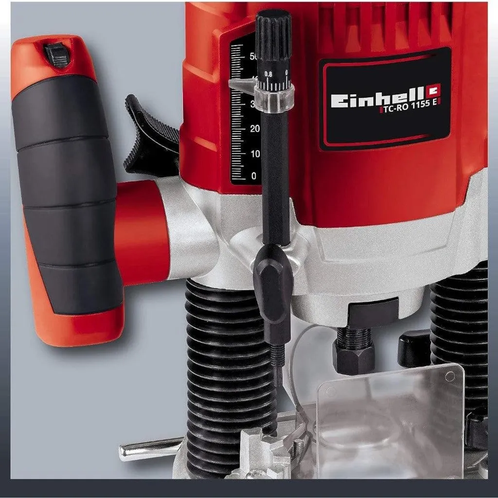 Réussir vos moulures et rainures avec la défonceuse Einhell 1100W