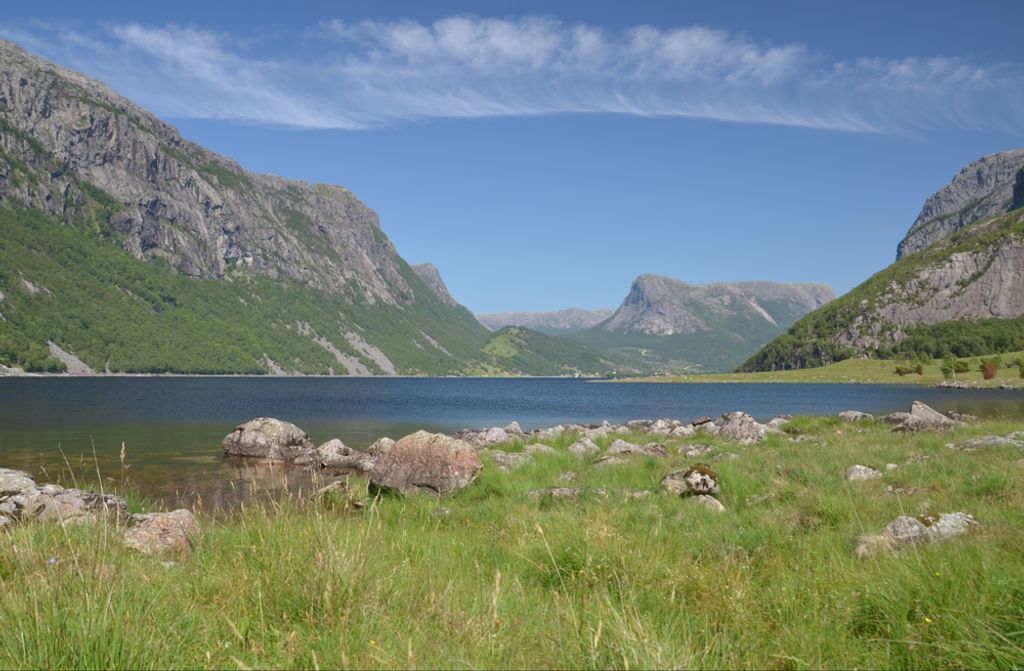 hansepuzzle 72220 - Norwegen Puzzle, 500 Teile, Natur, 46,0 x 30,0cm mit hochwertiger Aufbewahrung, Kartonbox und wiederverschließbarem Beutel
