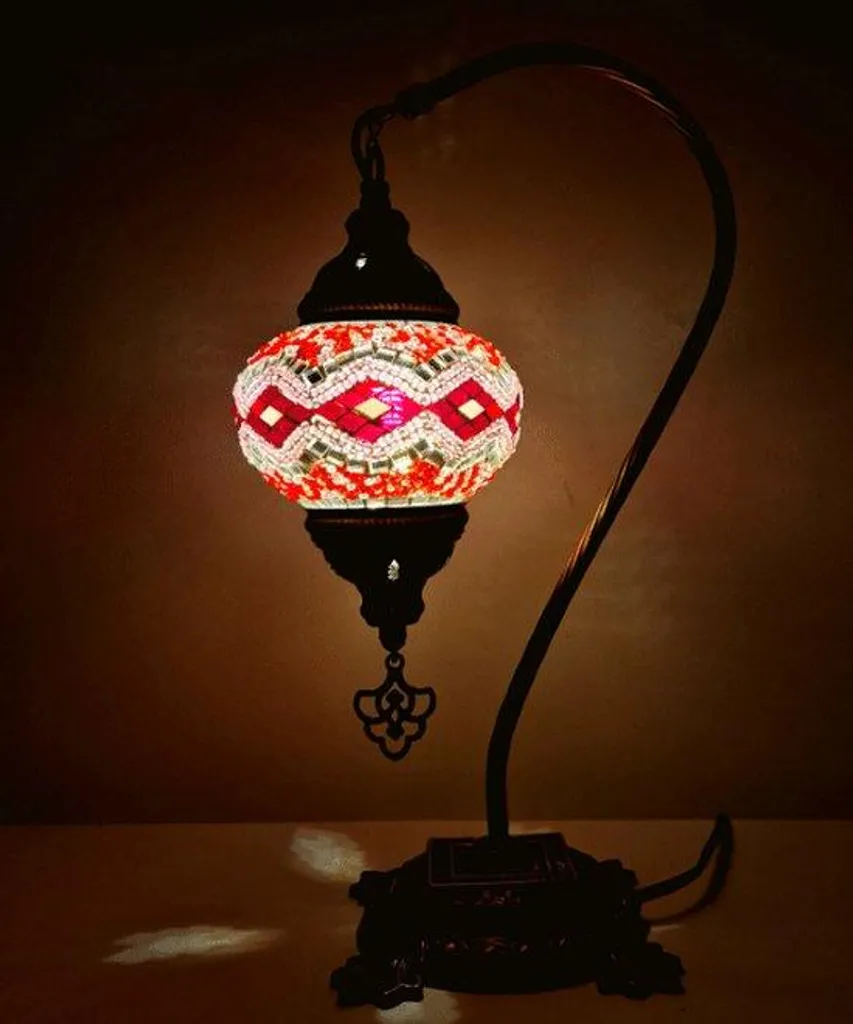 Lampe turque mosaïque : finissez-en avec les éclairages froids et tristes