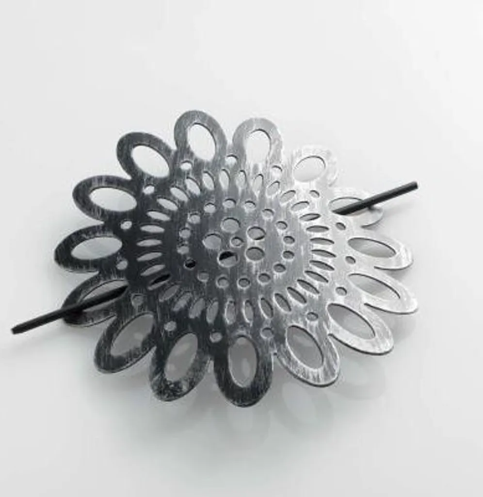 Clip Mandy Metallo Nero 17,5 cm - Eleganza per Grandi Volumi