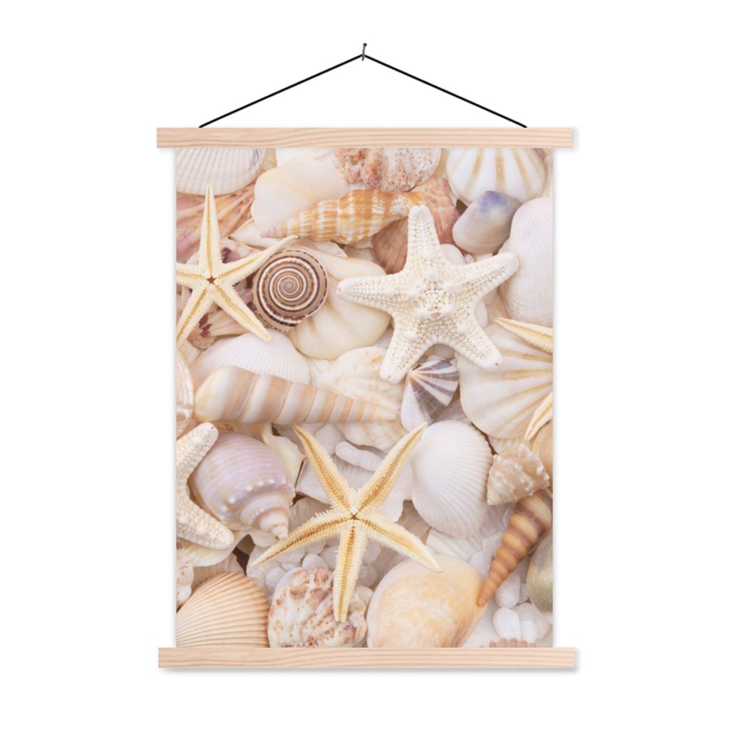 MuchoWow Textilposter Seestern - Muscheln - Strand - Sommer 60x80 cm mit holzfarbenen Rahmen - Wandbild