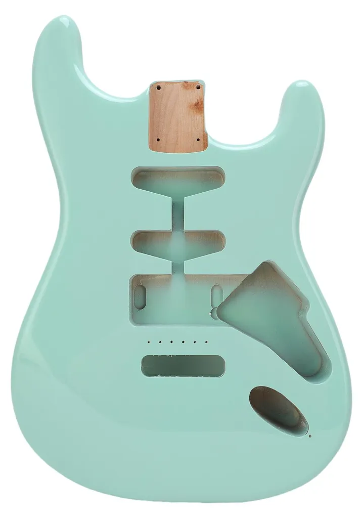 Corps guitare SSH en peuplier massif laqué et chevalet métallique ST