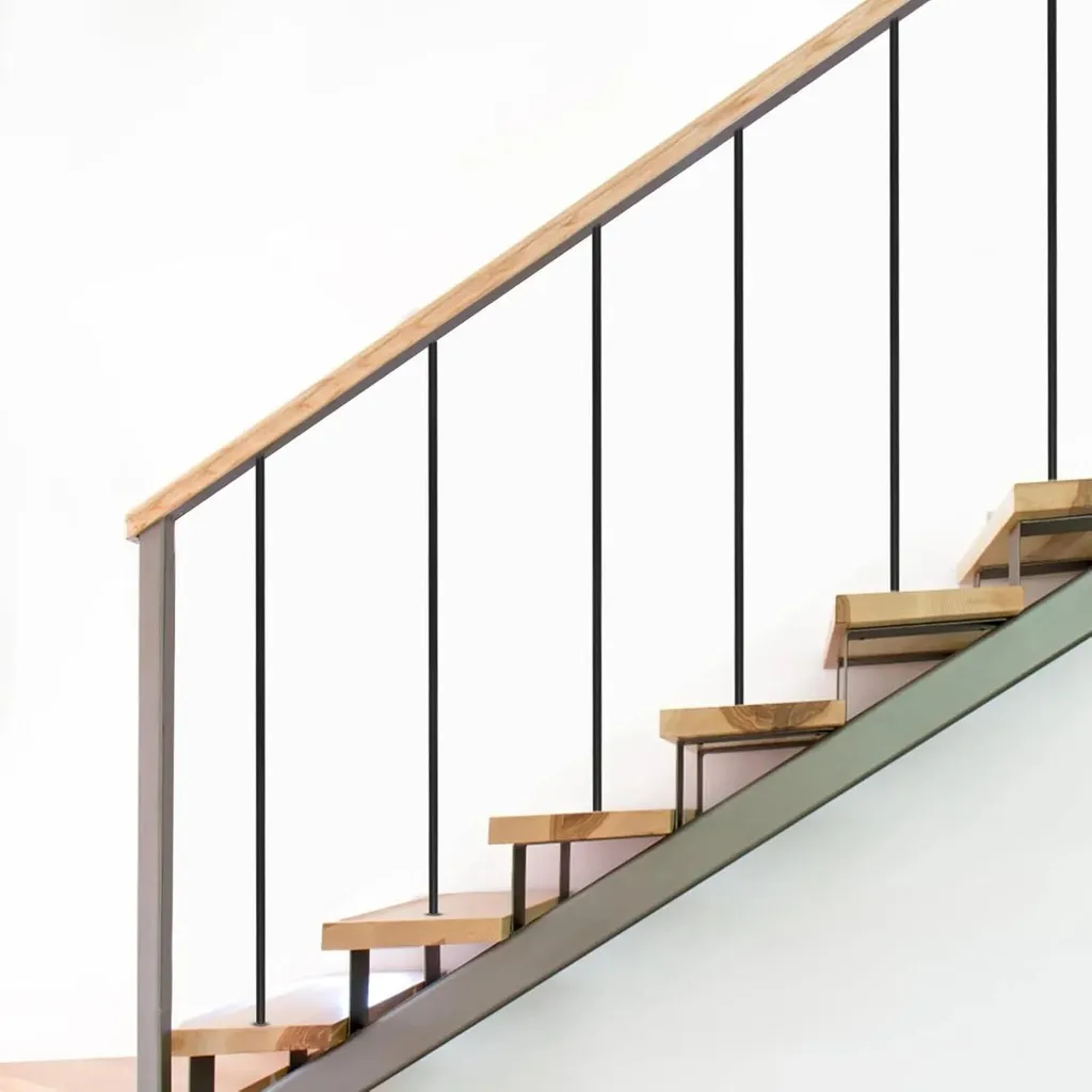 Balustres ronds creux en acier noir 112 cm - Lot de 30 barreaux escalier