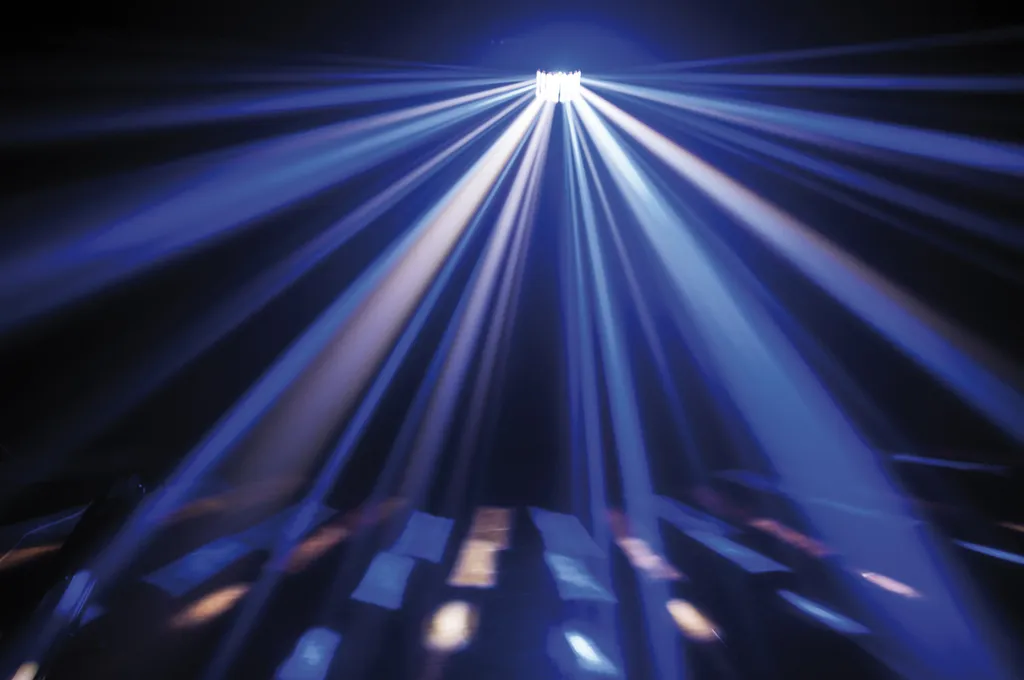 Showtec Techno Derby Effet LED RGBW 2 en 1 avec Flash Stroboscopique - 9