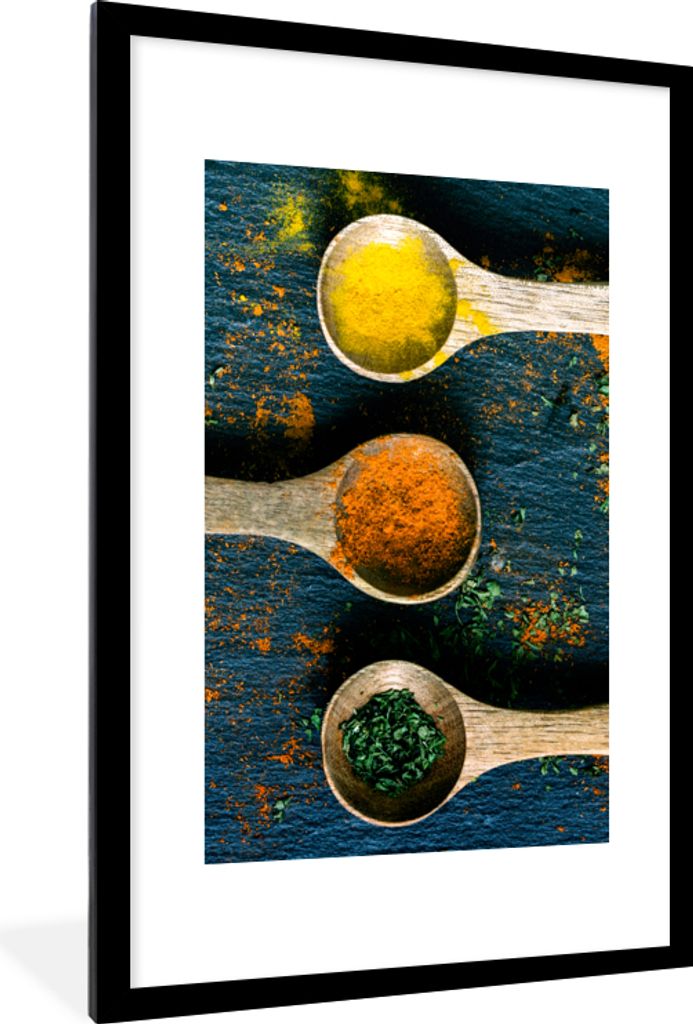 MuchoWow Gerahmtes Poster Gewürze - Löffel - Kräuter - Braun - Gelb - Grün 60x90 cm - Poster mit Schwarzem Bilderrahmen Wandposter Rahmen Fot...